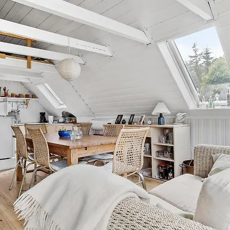 Gorgeous In With Wifi *